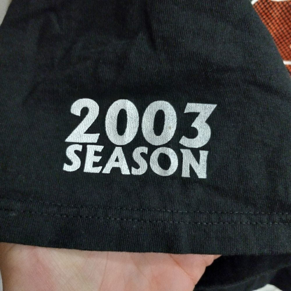 Vintage Men’s 2003 BIKE HOOTERS 20th Anniversary Shirt - Picture 7 of 7